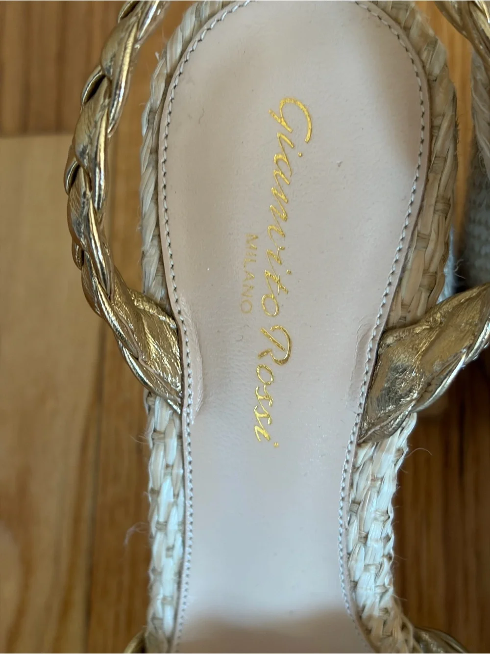 GIANVITO ROSSI Braided Metallic Woven Platform Sandal in Gold Size 36 NWT